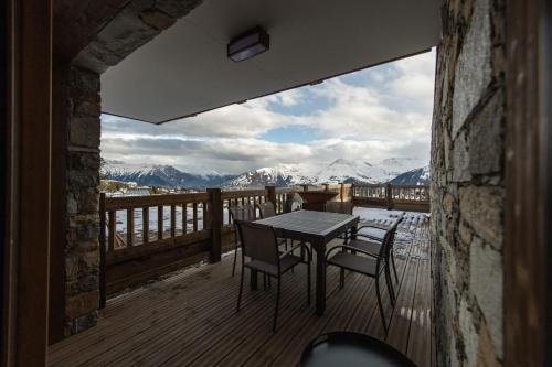 ODYSSEE ERJ01 Appartement avec terrasse et acces aux pistes