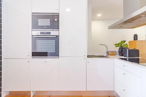 OHH- Padre António Vieira flat- 2bedroom near the train station