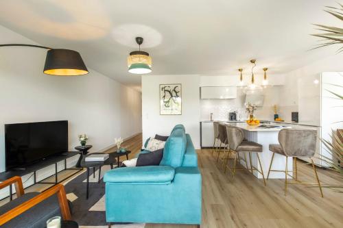 OLATU beautiful apartment - garden & parking - Lac Mouriscot & Les Docks