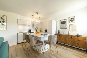 OLATU beautiful apartment - garden & parking - Lac Mouriscot & Les Docks