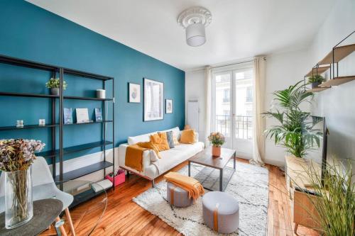 Old apartment for 2 people - Paris 19