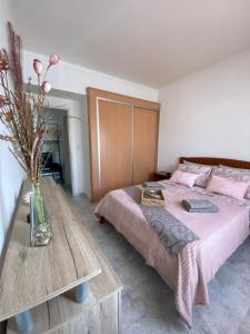 Old Town and Sea view Apartment