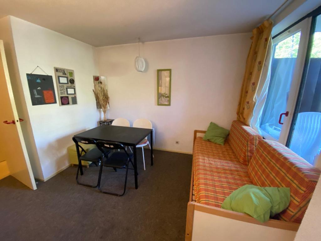 Old Town Apartment 2 rooms/baths 40213 Düsseldorf