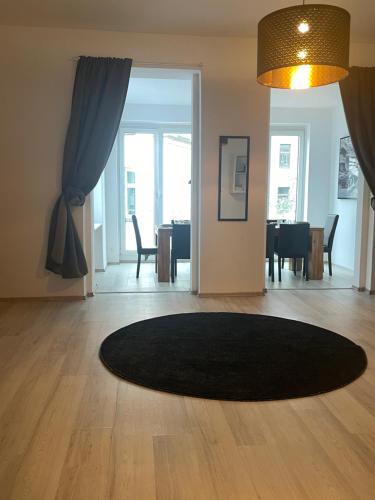 Old town Apartments , Perfekt für Messe 15min
