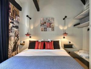 Old Town Cannes - Duplex Apartment