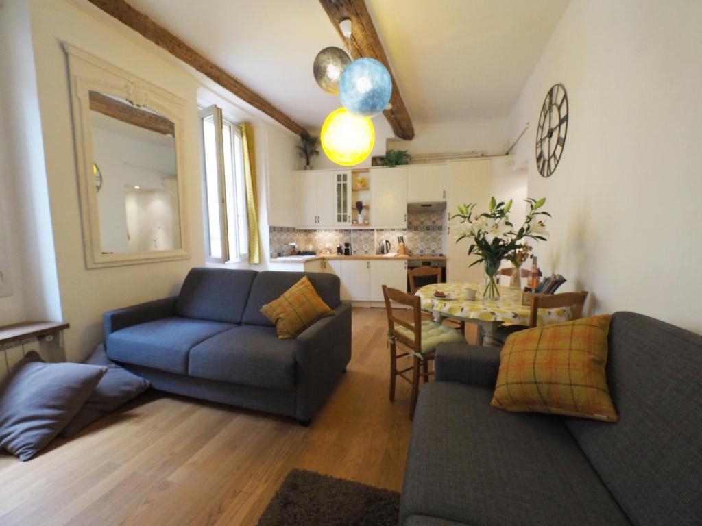 Old town comfort and cozy apartment 85221 Dachau