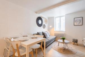 Appartement Old Town - Nice cozy and functional ap 9 Rue de Gand Etage 2, porte milieu, numéro 5 59800 Lille Nord-Pas-de-Calais