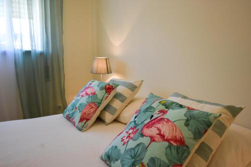 Old Village Prestige 102