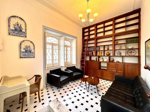 Olhão Historical House by Homing