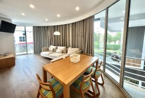Olympus 106 - Near Marina by HD Properties