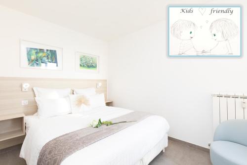 On la Croisette: luxe 2 bedrooms/ 2 baths