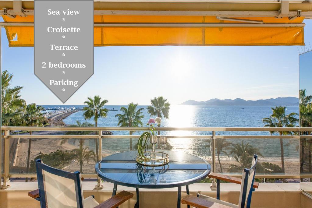 Appartement On La Croisette: new 2 bedrooms with sea view 79 Boulevard de la Croisette 06400 Cannes