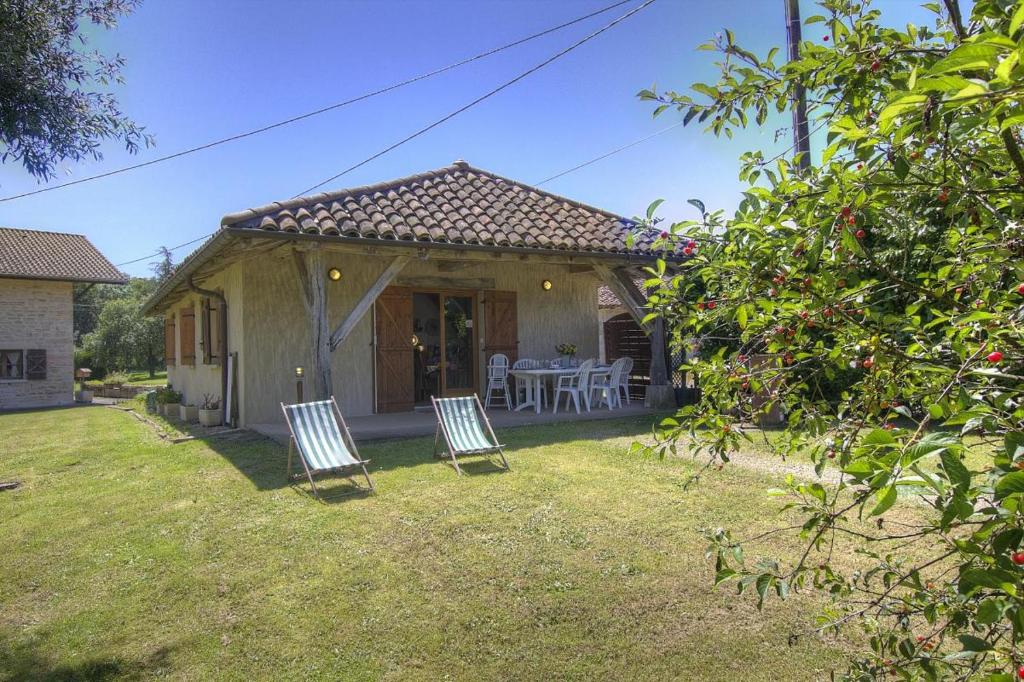 On La Croisette: new 2 bedrooms with sea view