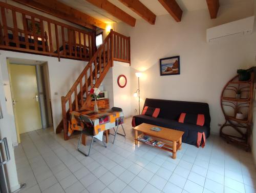 ONDINES I Très joli T2 mezzanine climatisé Richelieu Cap d'Agde