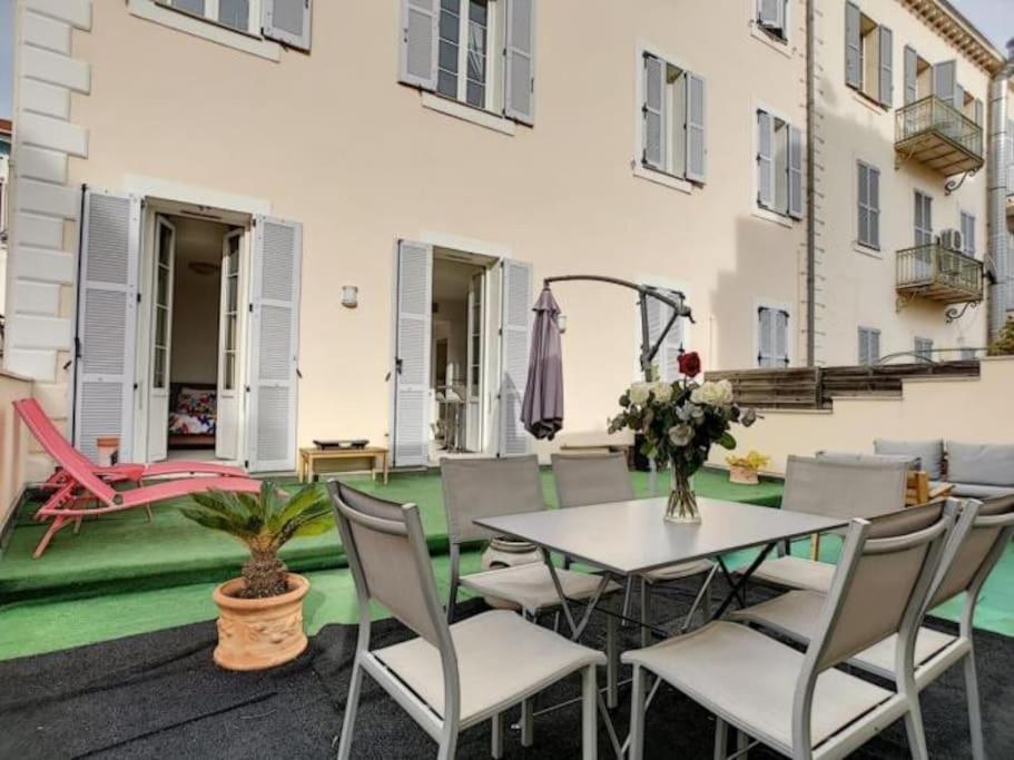 One BDRM apartment rue d'Antibes A/C, 60 m2 terrace, Congress/Beaches,by Olidesi 148 Rue d'Antibes, 06400 Cannes