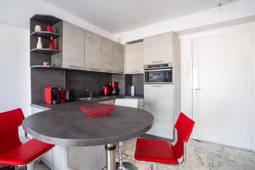 One BDRM flat AC-Congress,Beaches by Olidesi