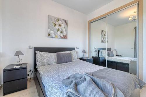 One Bedroom Apartment in Albur Village 1H