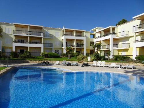 One Bedroom Apartment in Clube Alvor Ria with Beautiful View