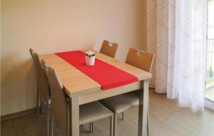 One-Bedroom Apartment in Graal-Muritz