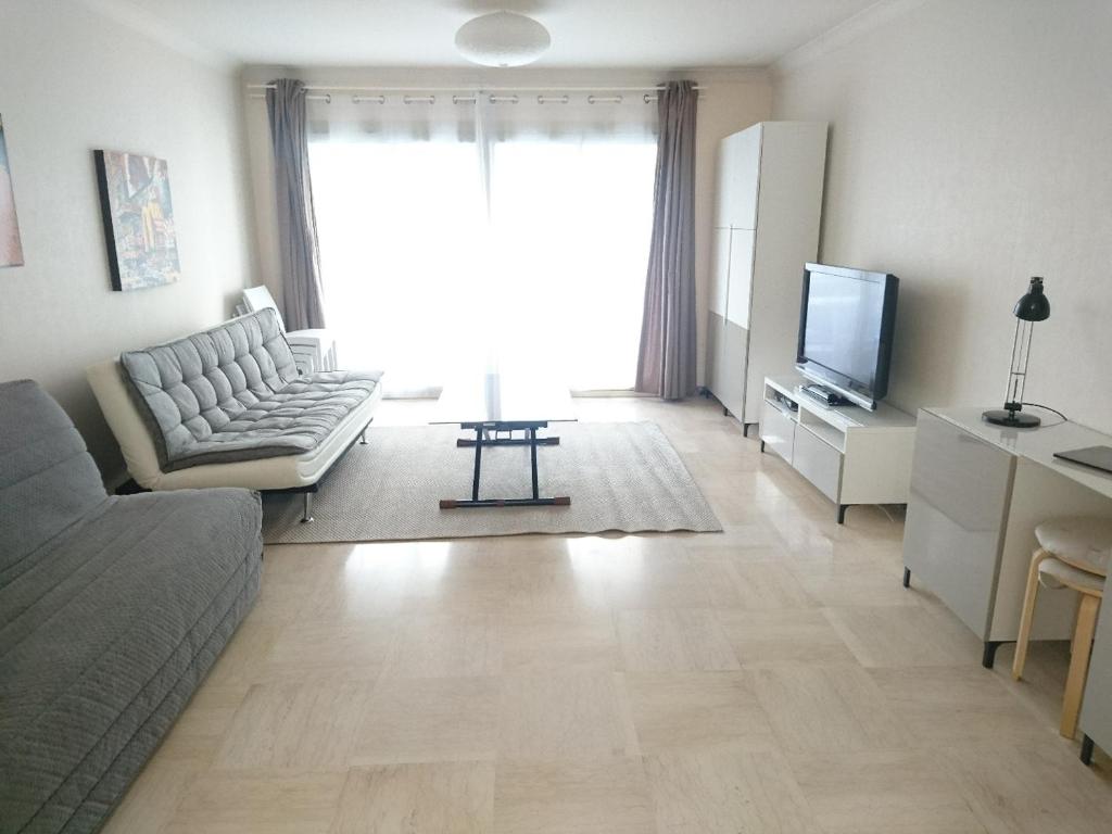 One-bedroom apartment near the Beach and the Old Town 56 Boulevard Maréchal Foch, 06600 Antibes