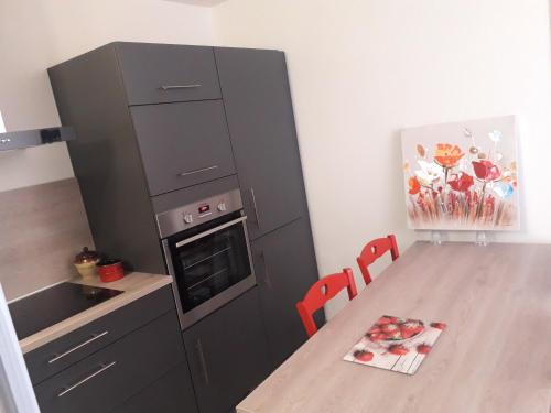 One bedroom appartement at Metabief 400 m away from the slopes with indoor pool and balcony