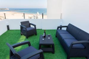 One bedroom appartement at Portimao 10 m away from the beach with sea view and terrace