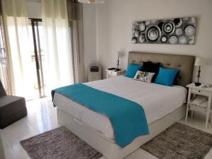 One bedroom appartement with sea view furnished balcony and wifi at Portimao