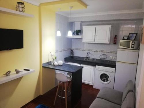 One bedroom appartement with sea view terrace and wifi at Lajes Do Pico