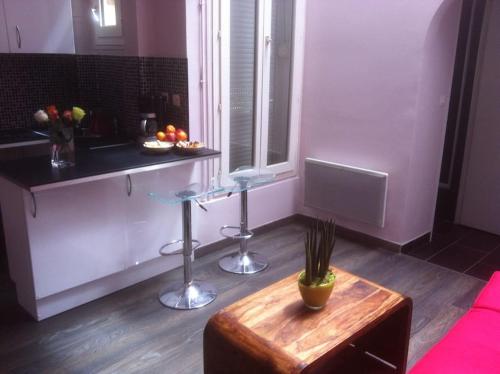 One bedroom in paris metro Tolbiac