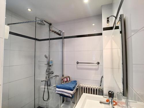 One Bedroom Palm Beach