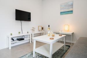 One Bedroom Seaview Urban Apartment Lagos