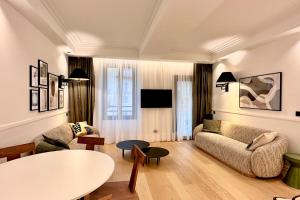 OPERA PROMENADE 4 Brand-new! 4 rooms next to beach balcony sea view