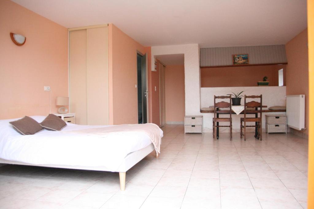Opomar 2 bed Apt AO By Pola 8800-596 Cabanas de Tavira
