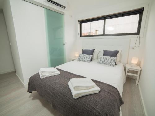 OPORTO GUEST Amparo Dollhouse