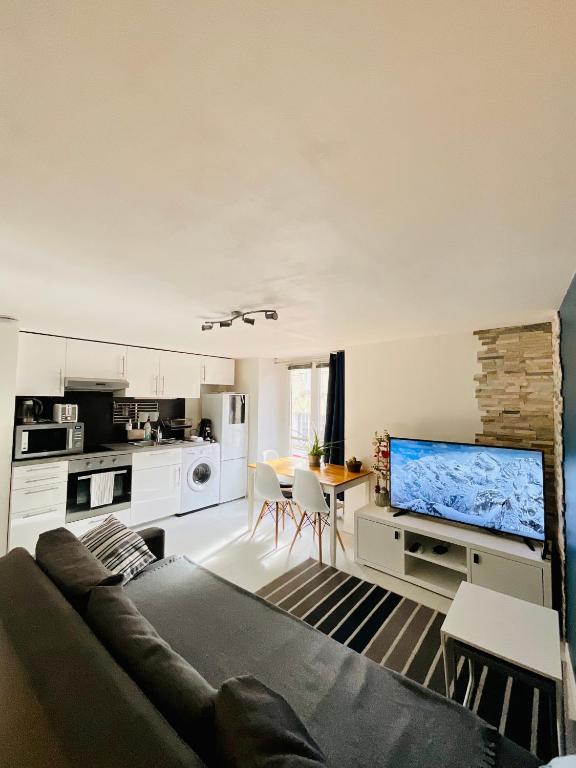 Oporto Loft with Mezzanine