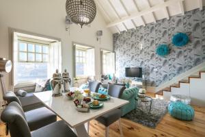 Oporto Platinum Loft