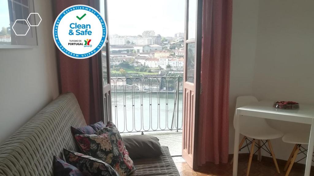 Oportobestview-TopFlat Rua Francisco de Rocha Soares nº 37 3º andar, 4050-281 Porto