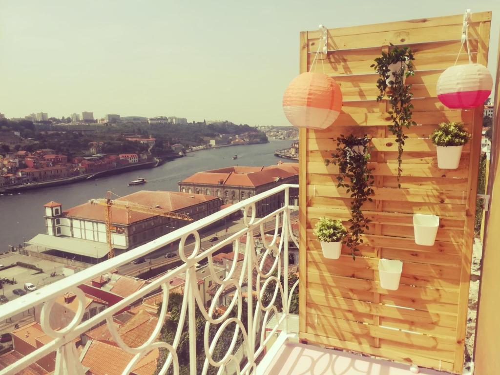 Oportobestview - TopLoft Rua Francisco de Rocha Soares nr 43 r/c dto, 4050-281 Porto