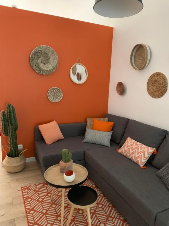 Orange Tree T1 - 81194AL