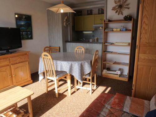 Appartement Appartement Orcières Merlette, 2 pièces, 8 personnes - FR-1-636-77 Rue des Ecrins Merlette Orcières