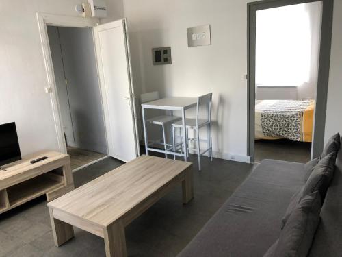 Orléans 2ème appartement entier T2 bis proche gare et centre