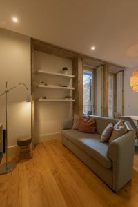 ORM - Almada Balcony Apartment