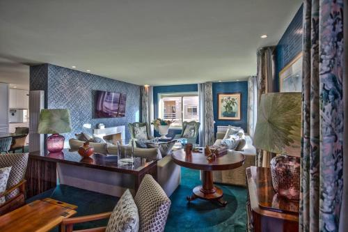 Oscar Chalupsky Apartment