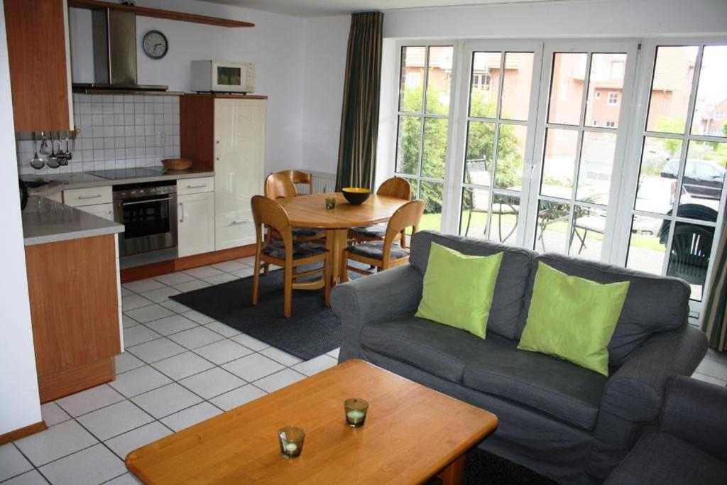 Appartement OST8 Ferienwohnung Lörper 2 Ostseeallee 8 23669 Häven