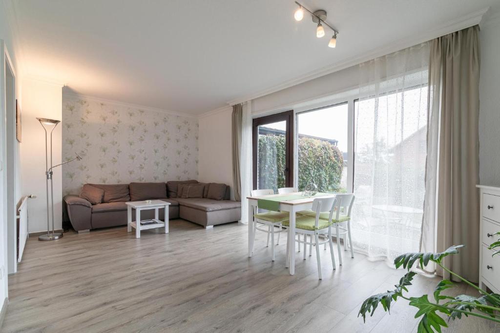Ostseehaus Sommerbrise Seegras Bachwiesen 3, 23743 Grömitz