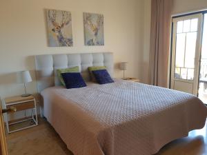 Appartement Oura Beach T1 apartment Coral , close to the Strip, Swimming Pool, Wi Fi, A/C 119 Rua Sá Carneiro 8200-289 Albufeira Algarve