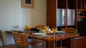 Oura Sunrise Apartment by Stay-ici, Algarve Holiday Rental