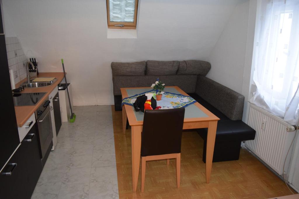 Appartement Outlet Fewo Metzingen Stuttgarterstr.27 72555 Metzingen