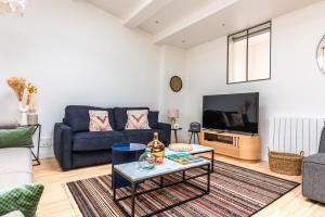 Outstanding Architect Loft - Canal St Martin