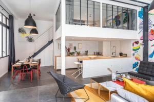Outstanding Artist Loft - Between Marais and Canal